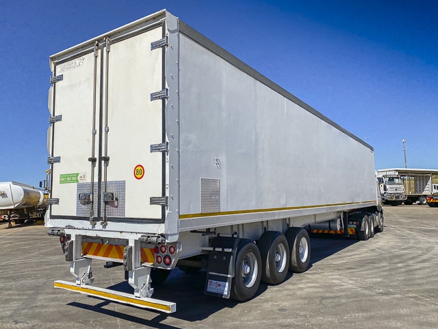 2017 CTS Fridge Tri Axle Trailer