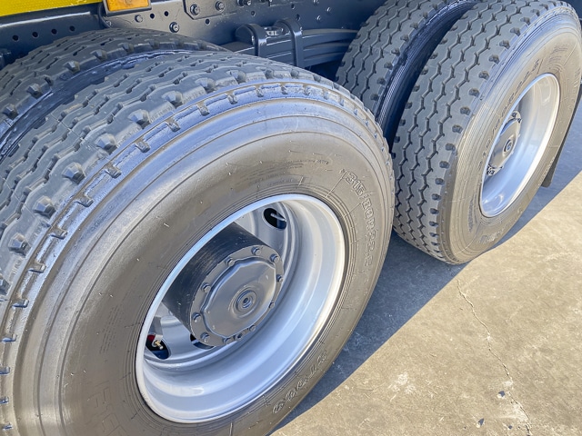 2015 Mercedes-Benz Axor 2628 Tipper