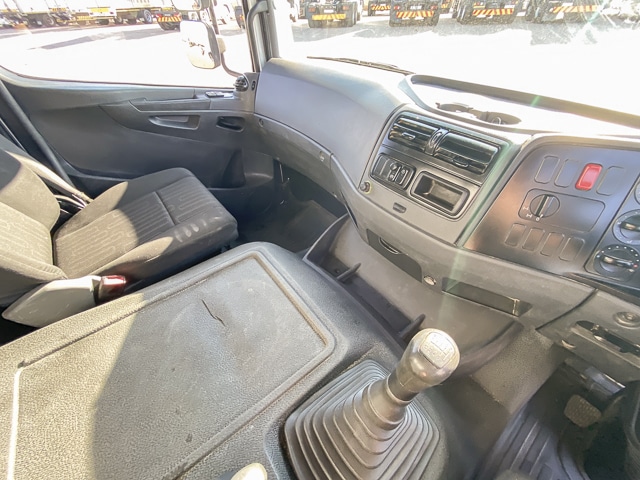 2015 Mercedes-Benz Axor 2628 Tipper