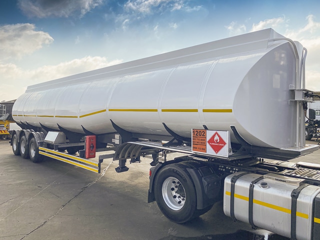 2015 Afrit CTS Fuel Tanker 50 000L – Tri Axle Trailer