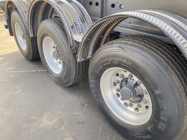 2015 Afrit CTS Fuel Tanker 50 000L – Tri Axle Trailer