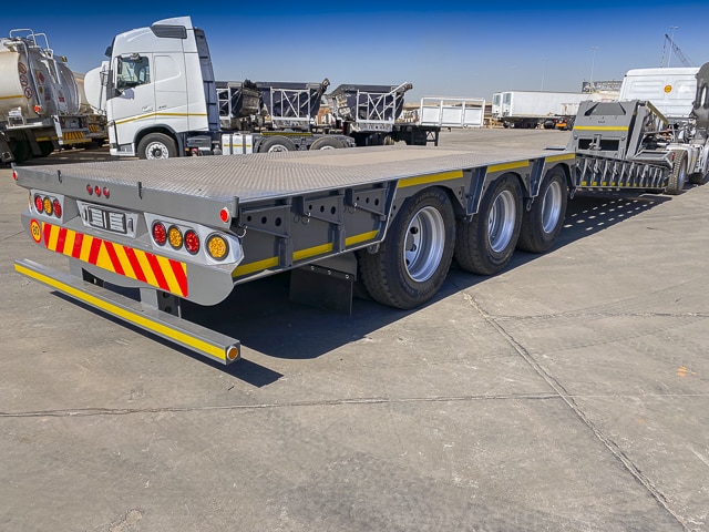 2020 Henred Fruehauf Abnormal Lowbed Trailer