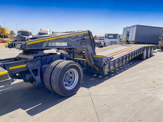 2020 Henred Fruehauf Abnormal Lowbed Trailer