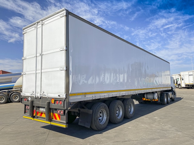 1994 Busaf Fridge Tri Axle Trailer