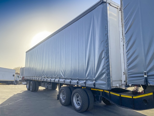 2014 CTS Volume Max Tautliner Link Trailer