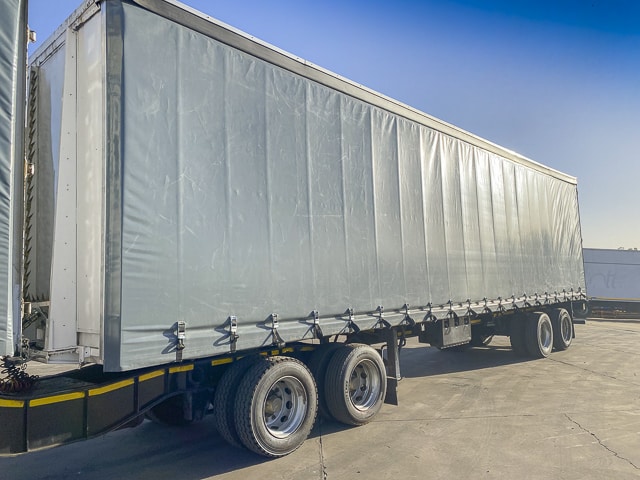 2014 CTS Volume Max Tautliner Link Trailer