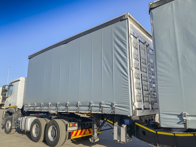 2014 CTS Volume Max Tautliner Link Trailer