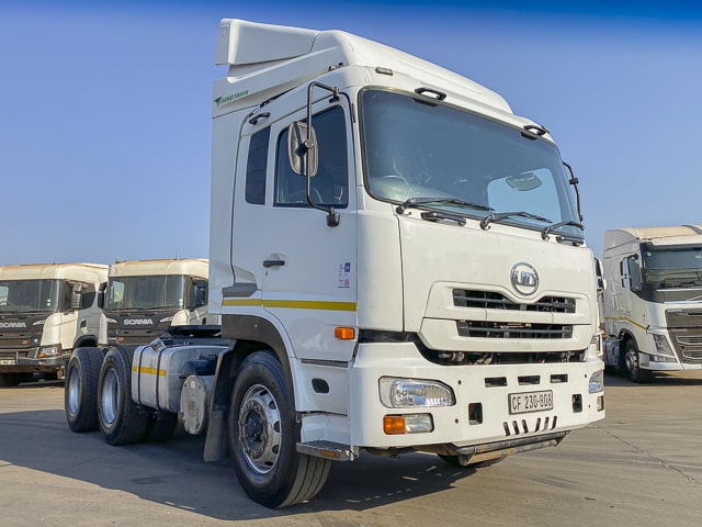 2012 UD Nissan Quon GW26-490 6x4 Truck Tractor For Sale