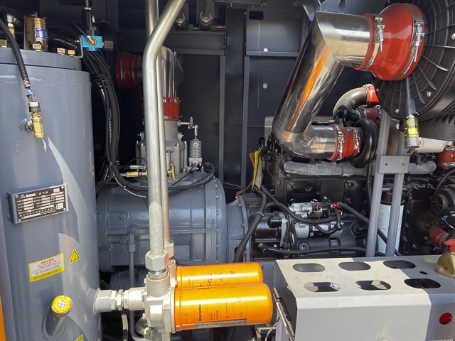 2025 Zega Compressor 950 CFM 22 Bar – Cummins 6CT – Drill & Blasting – Mechanical Injection