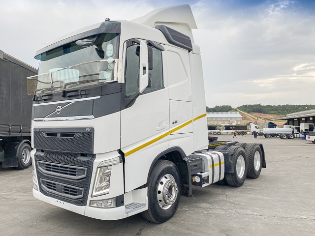 2019 Volvo FH440 – 6×4 Truck Tractor