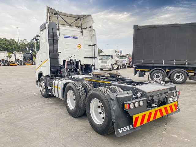 2019 Volvo FH440 – 6×4 Truck Tractor
