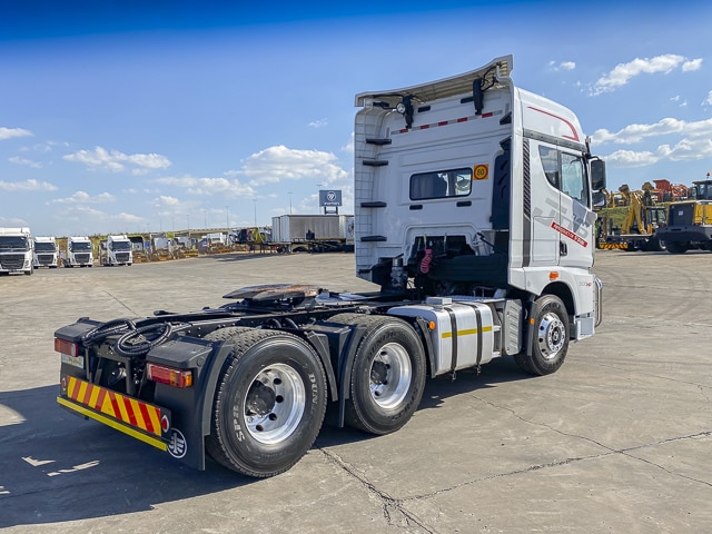 2023 FAW JH6 28.500FT – 6X4 Truck Tractor