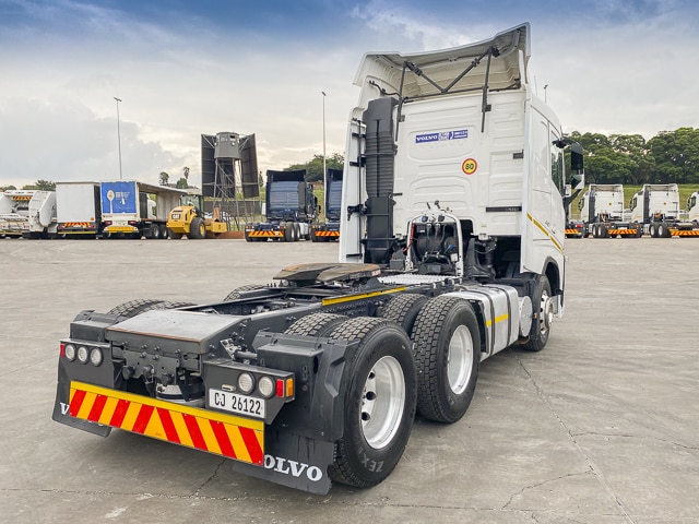 2019 Volvo FH440 – 6×4 Truck Tractor