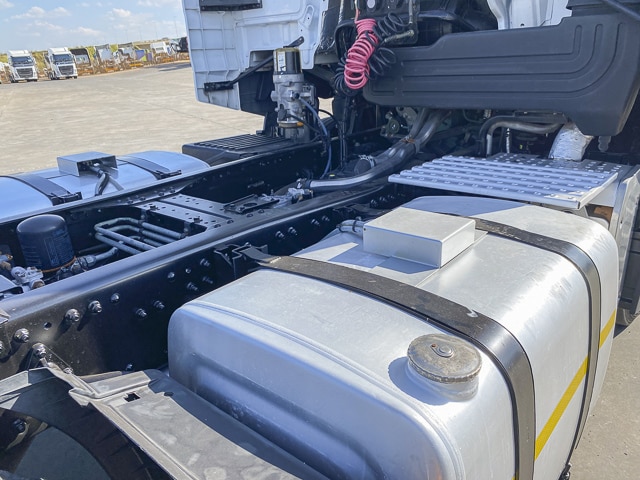 2023 FAW JH6 28.500FT – 6X4 Truck Tractor