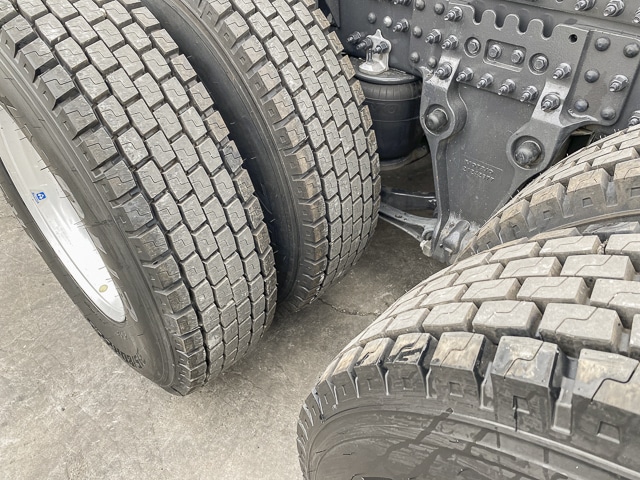 2019 Volvo FH440 – 6×4 Truck Tractor