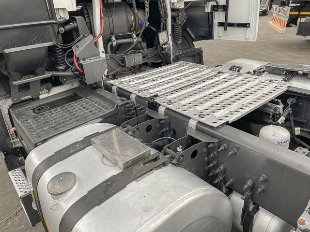 2019 Volvo FH440 – 6×4 Truck Tractor