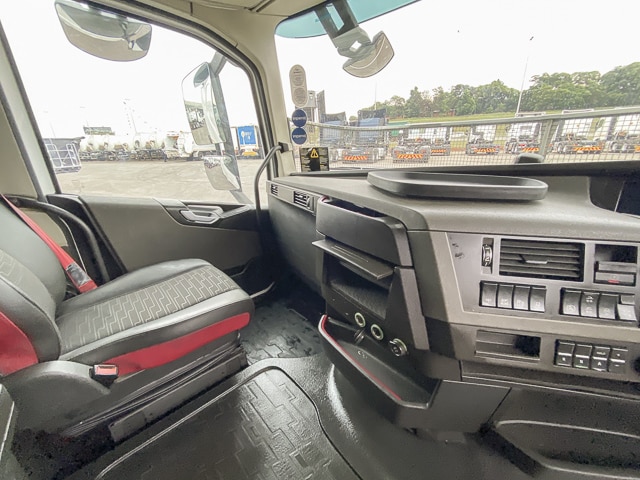 2019 Volvo FH440 – 6×4 Truck Tractor