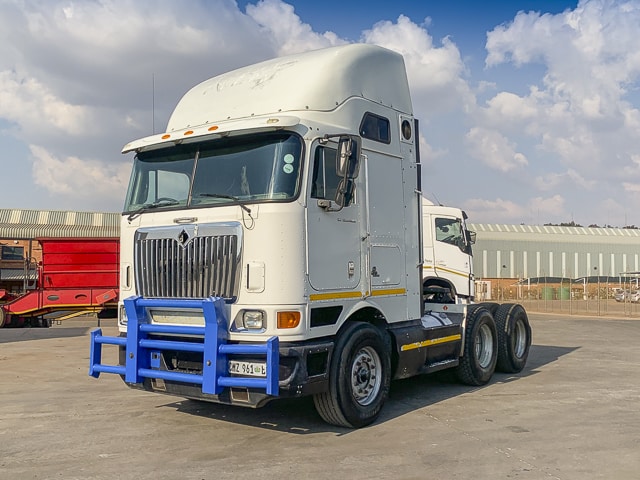 2012 International Eagle 9800I – 6×4 Truck Tractor