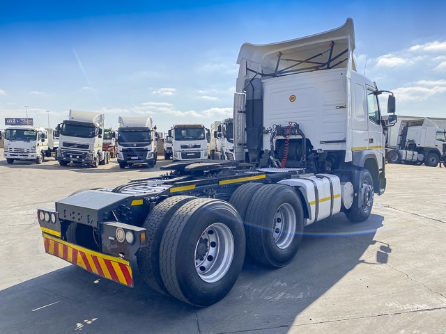 2018 Volvo FMX 440 – 6×4 Truck Tractor