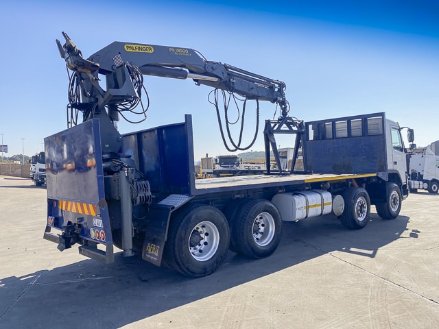 2014 Volvo FMX 400 Brick Crane Twin Steer Truck