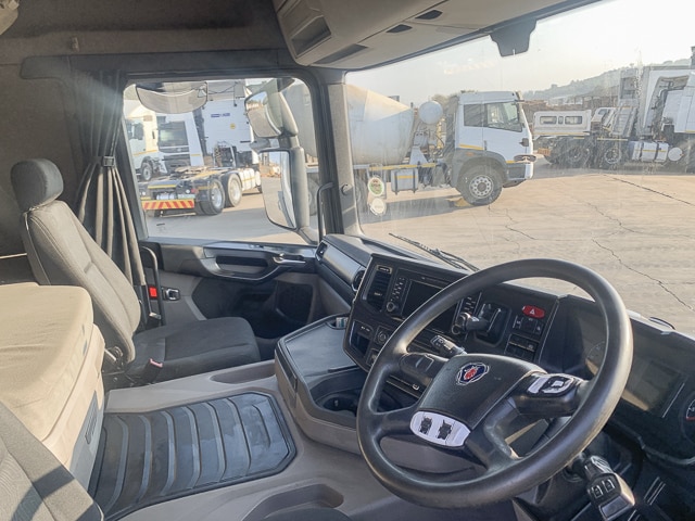 2019 Scania G460 – 6×4 Truck Tractor