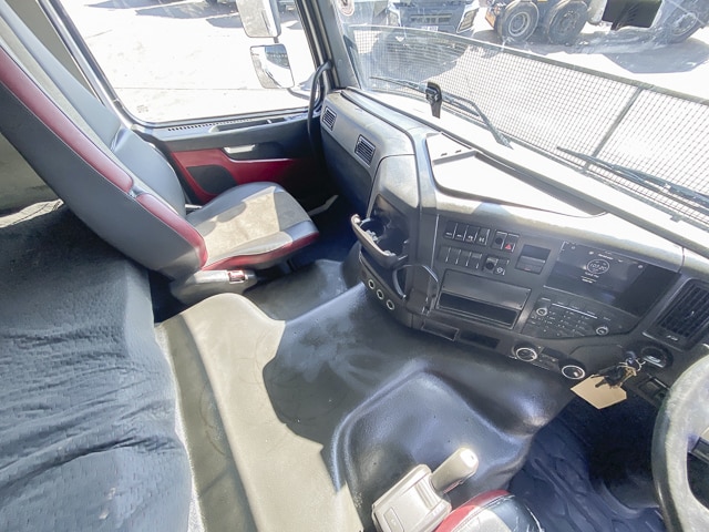 2018 Volvo FMX 440 – 6×4 Truck Tractor