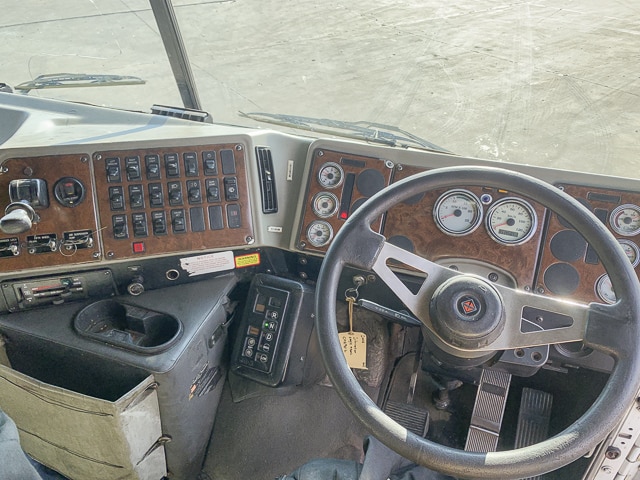 2012 International Eagle 9800I – 6×4 Truck Tractor