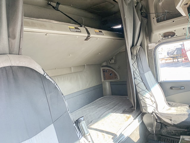 2012 International Eagle 9800I – 6×4 Truck Tractor