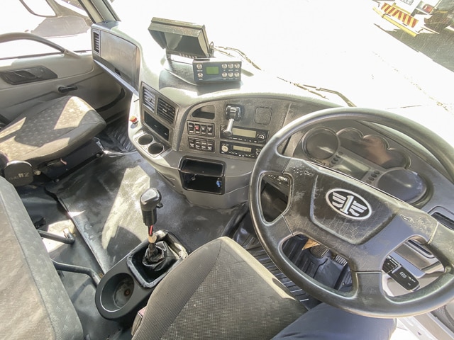 2021 FAW 28.290FL – Waste Compactor 6×4 Truck