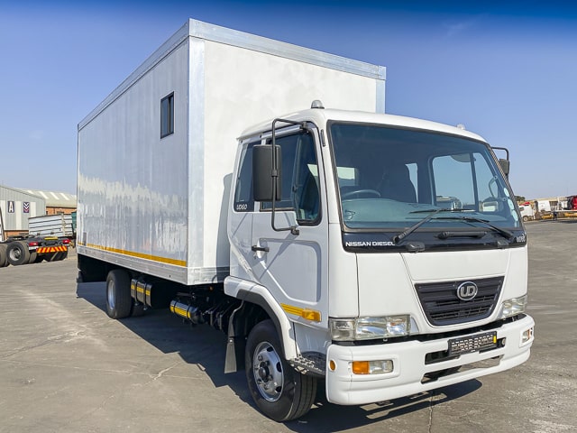 Used 2013 Nissan UD60 Service & Worskhop Box - 4x2 Truck For Sale