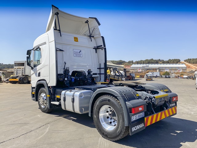 2023 Scania P410 – 4×2 Truck Tractor