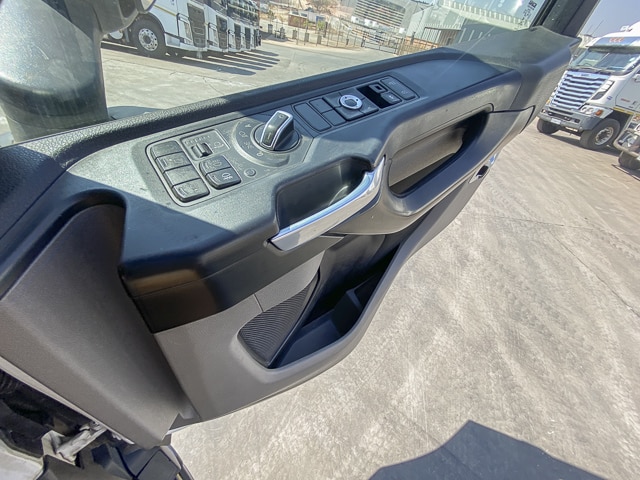 2020 Scania G460 – 6×4 Truck Tractor