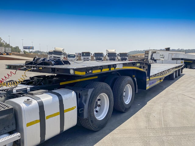 2024 Cobalt Lowbed Stepdeck Rollback Tri Axle – Trailer