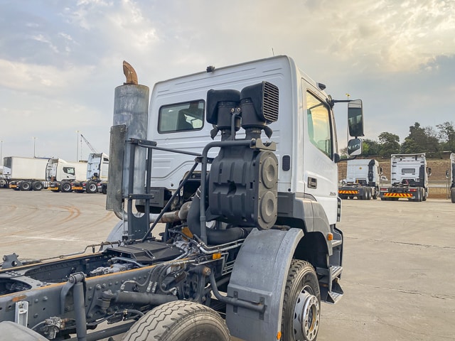 2018 Mercedes-Benz Axor 3535 Twin Steer Rigid Truck
