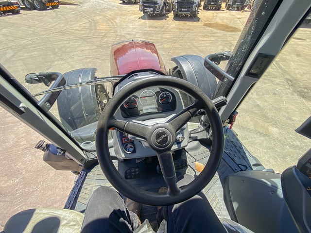 2022 Valtra T234 Versu – 4×4 Tractor