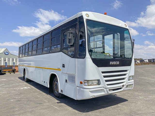 2015 Iveco Eurocargo 180E28 - 65 Seater Bus