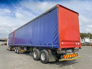 2015 Henred Fruehauf Tautliner - Superlink Trailer