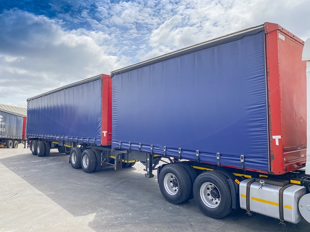 2015 Henred Fruehauf Tautliner – Superlink Trailer