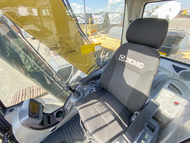 2020 XCMG XE215C – 21.5 Ton Excavator