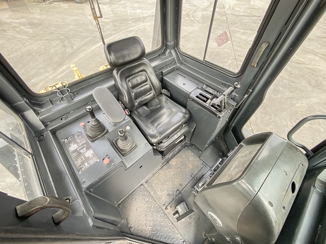 2011 Shantui SD22W – 24 Ton Dozer