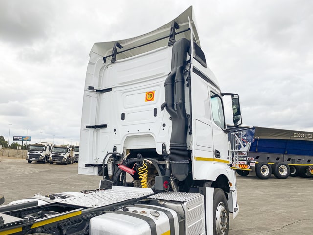 2020 Mercedes-Benz Actros 2652 – 6×4 Truck Tractor