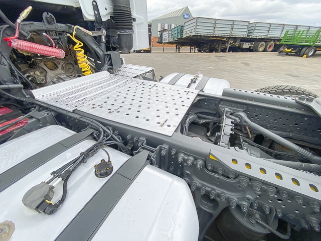 2020 Mercedes-Benz Actros 2652 – 6×4 Truck Tractor