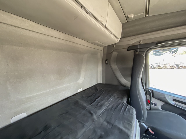 2020 Scania R560 – 6×4 Abnormal Lowbed Truck Tractor