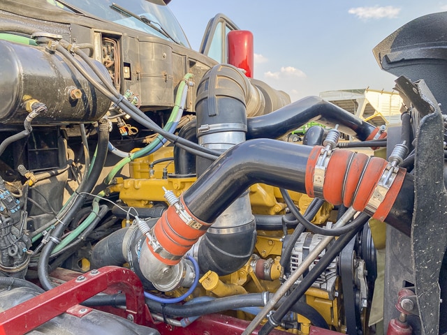 1997 Kenworth T2000 – 6×4 Truck Tractor