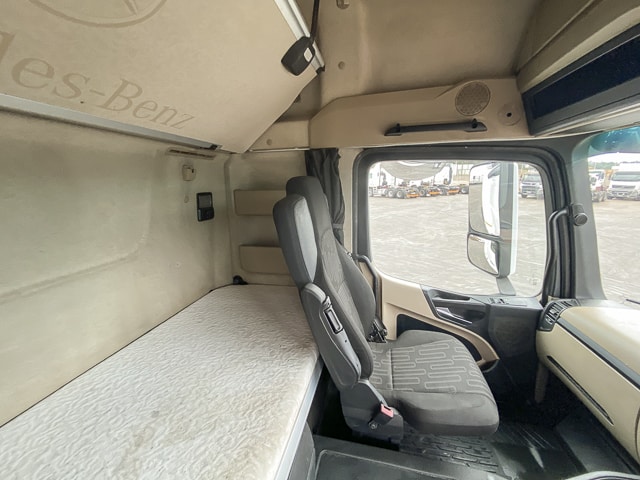 2020 Mercedes-Benz Actros 2652 – 6×4 Truck Tractor