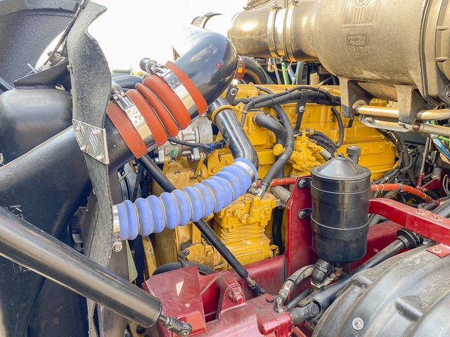 1997 Kenworth T2000 – 6×4 Truck Tractor