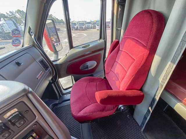 1997 Kenworth T2000 – 6×4 Truck Tractor