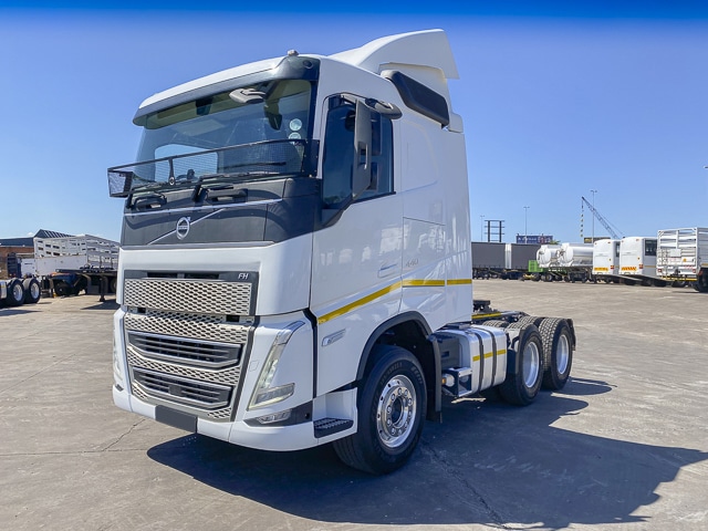 2022 Volvo FH440 – 6×4 Truck Tractor