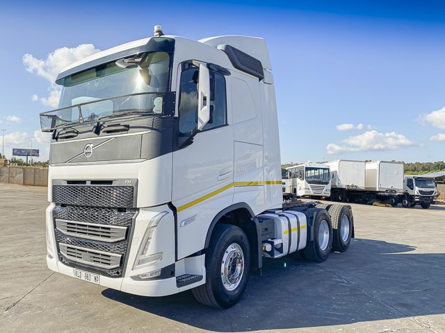 2021 Volvo FH440 – 6×4 Truck Tractor