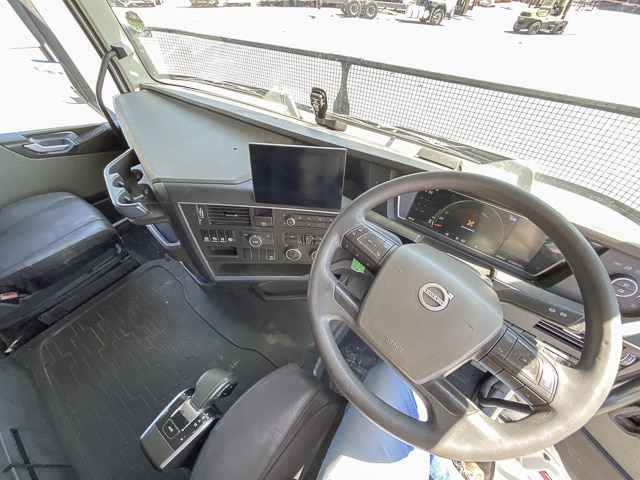 2022 Volvo FH440 – 6×4 Truck Tractor